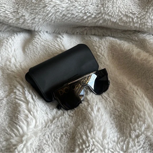 Dolce & Gabbana Black Sunglasses - Picture 8 of 8